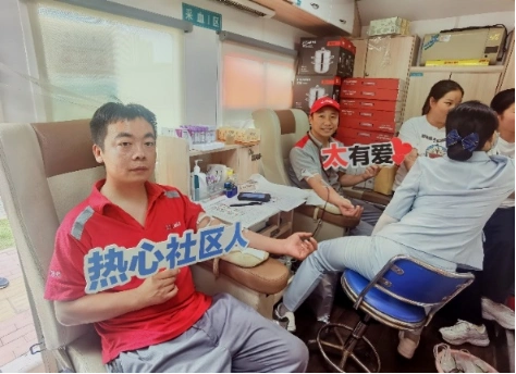 可口可乐圣诞节活动_郑州太古可口可乐移动温暖小站_郑州太古可口可乐暖在一起公益活动