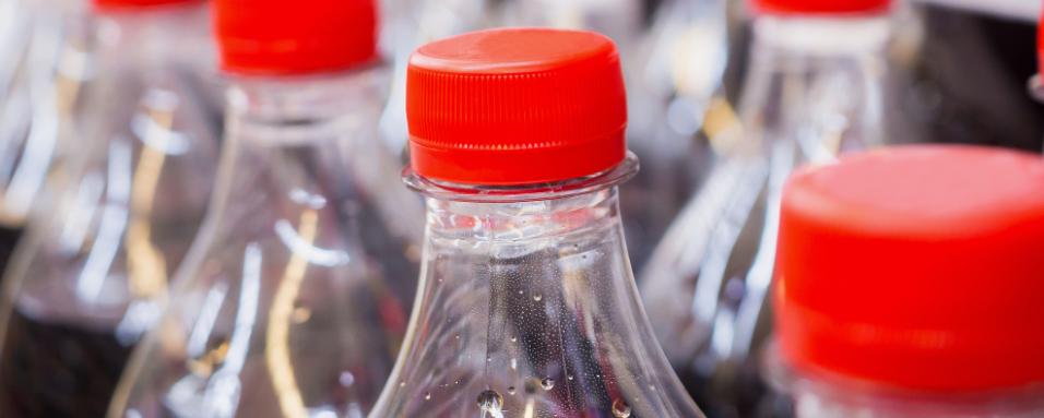 可口可乐AI广告_AI圣诞广告争议_可口可乐圣诞节活动