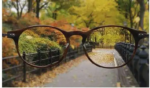 眼镜店营销方案_眼镜行业暴利但不好做_眼镜店要来多久生意好