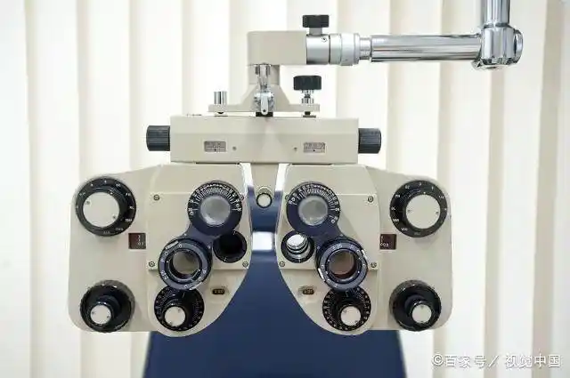 眼镜店要来多久生意好_眼镜店生存之道_青少年配镜刚性需求