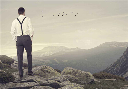 小区送快递_足不出户的赚钱方法_小区卖早餐