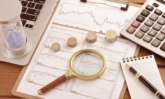 高位乌云_涨缩跌放_股票成交量上的黄白线是什么