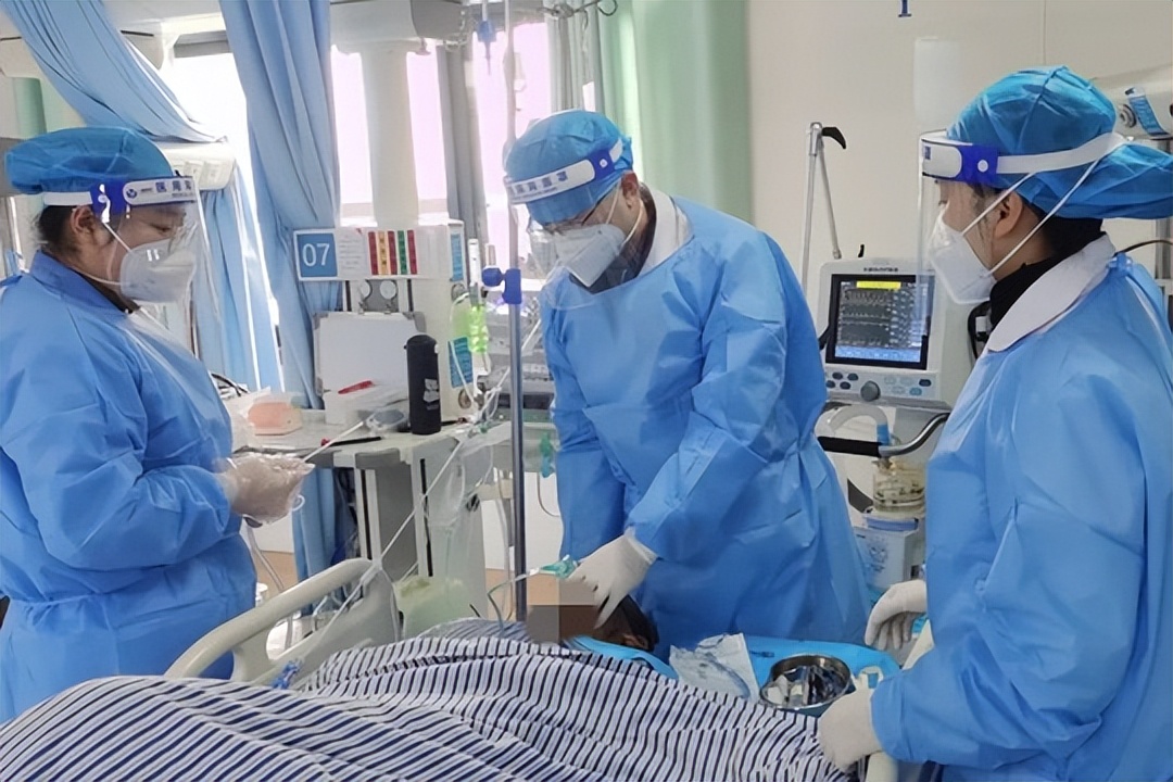 中国健康调查报告 资金_慢性病早期症状_长期透支健康