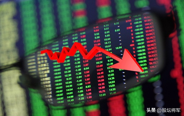 大金融板块推动指数上涨_A股冲高回落3600点_股票市场有几个