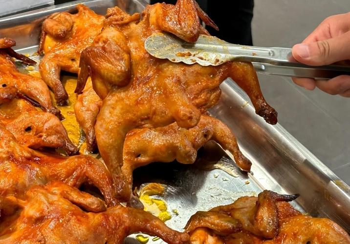 白羽肉鸡与土鸡成本差异_全国走地鸡价格行情_超市卤鸡价格真相