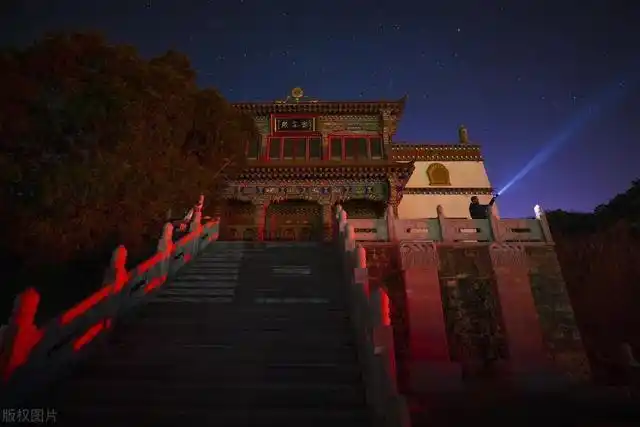 六脉神剑火焰刀对比_火焰刀鸠摩智_六脉神剑vs火焰刀